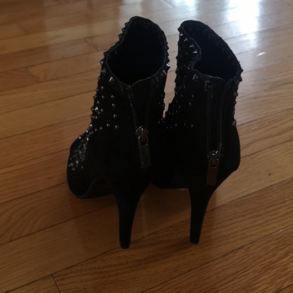 Studded peeptoe 2/50 💕 - Picture 2 of 7